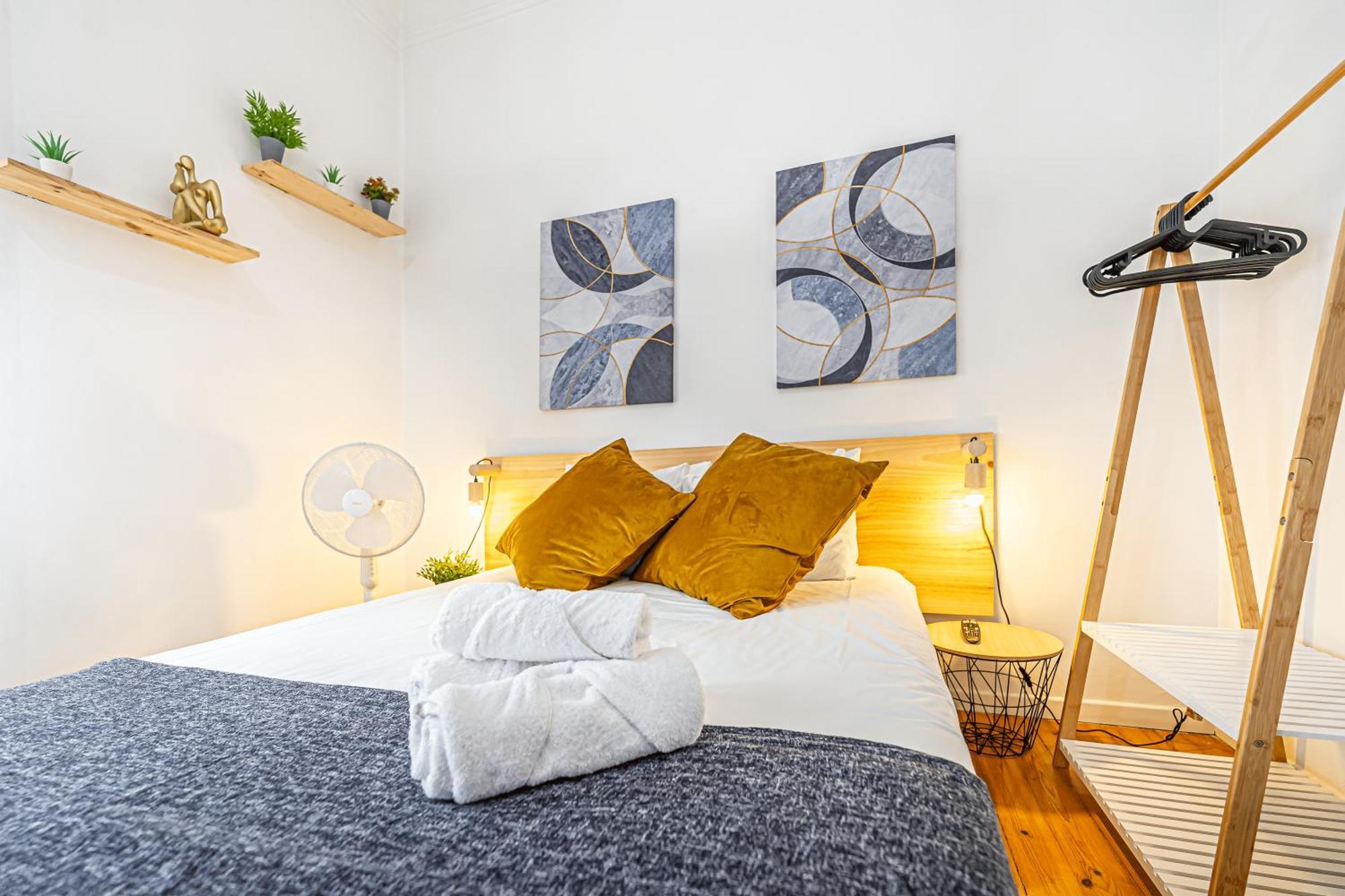 April Square By Lisbon With Sintra Hotel Amadora Exterior photo