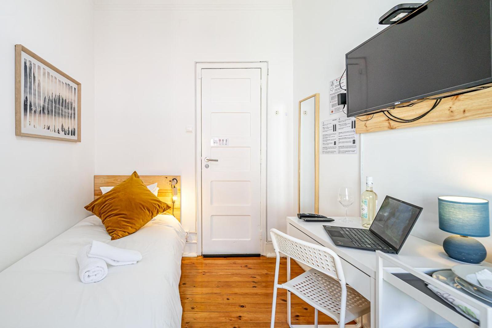 April Square By Lisbon With Sintra Hotel Amadora Exterior photo